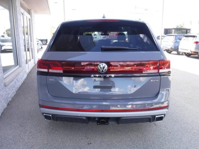 new 2024 Volkswagen Atlas car, priced at $52,157