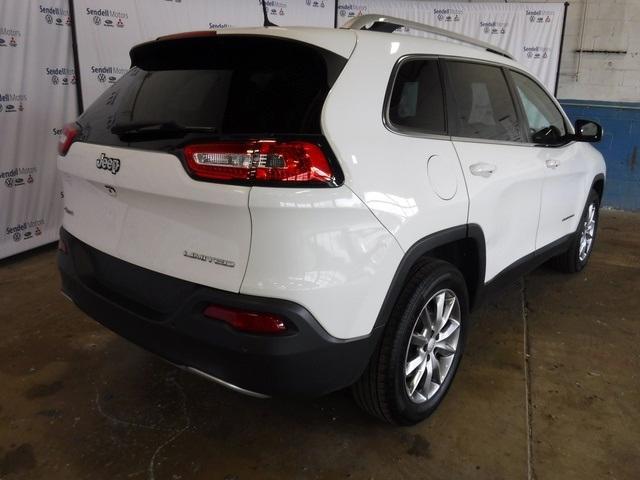 used 2018 Jeep Cherokee car, priced at $13,050
