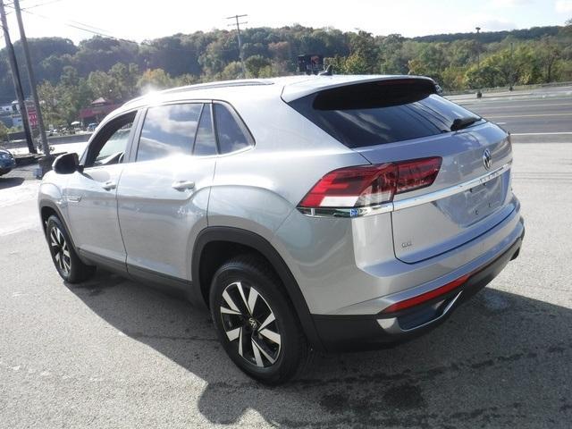 used 2022 Volkswagen Atlas Cross Sport car, priced at $23,033