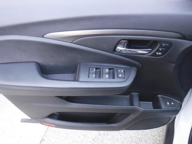 used 2020 Honda Passport car, priced at $22,329