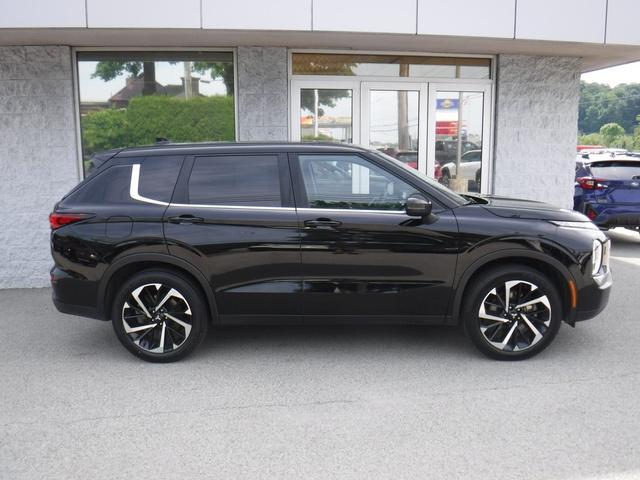 used 2022 Mitsubishi Outlander car, priced at $23,241