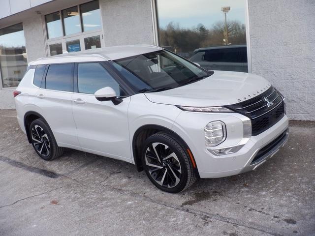 used 2022 Mitsubishi Outlander car, priced at $25,828