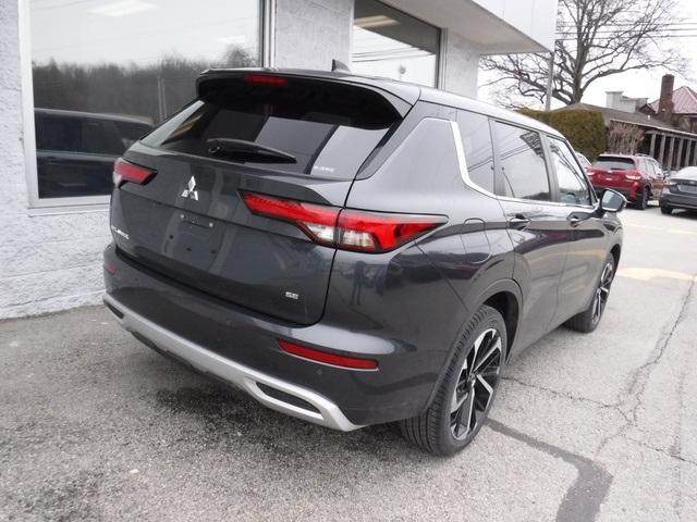 new 2024 Mitsubishi Outlander car, priced at $38,070