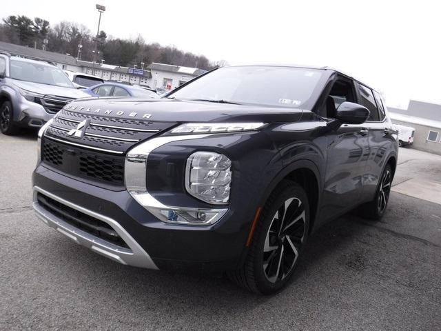 new 2024 Mitsubishi Outlander car, priced at $38,070