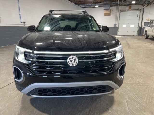 used 2024 Volkswagen Atlas car, priced at $42,130