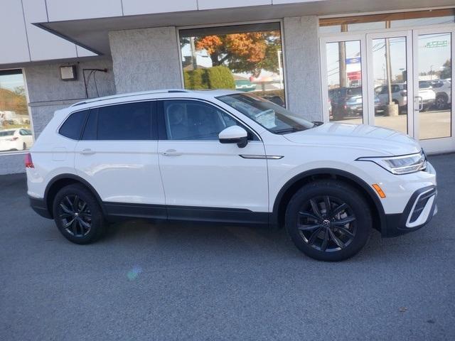 new 2024 Volkswagen Tiguan car, priced at $35,343