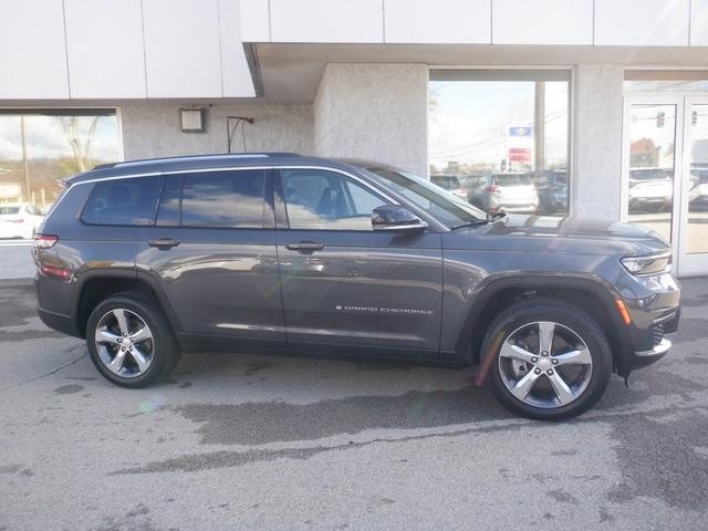 used 2022 Jeep Grand Cherokee L car, priced at $35,400