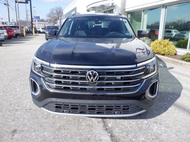 new 2025 Volkswagen Atlas car, priced at $45,815