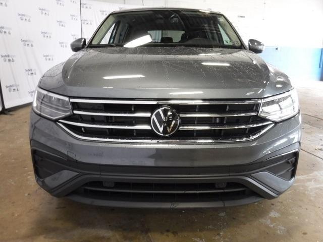 new 2024 Volkswagen Tiguan car, priced at $33,996