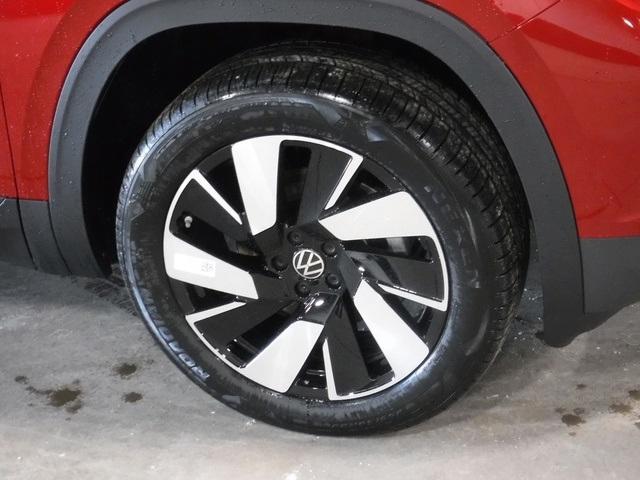 new 2025 Volkswagen Atlas Cross Sport car, priced at $44,400