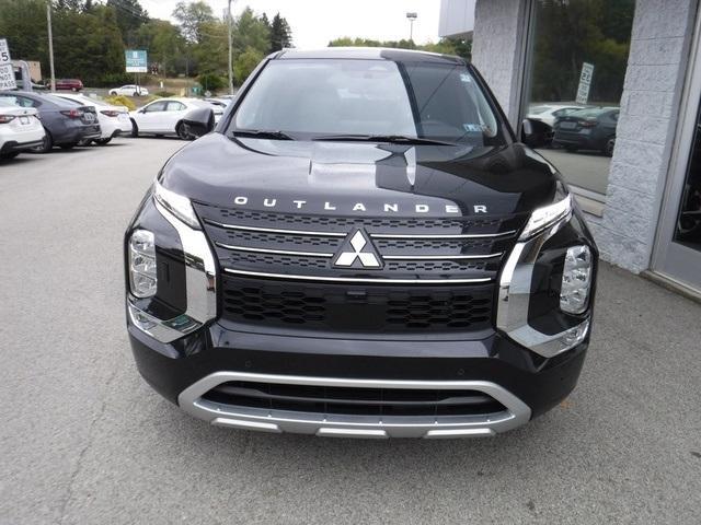 new 2024 Mitsubishi Outlander car, priced at $36,015