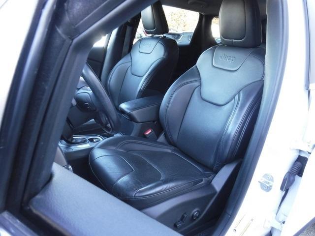 used 2020 Jeep Cherokee car, priced at $20,754