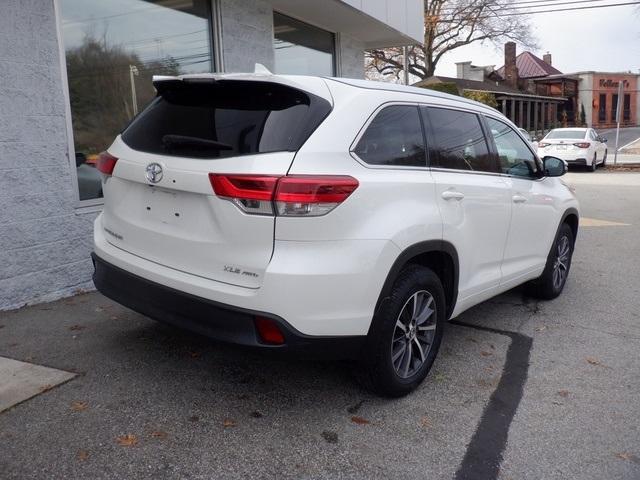 used 2018 Toyota Highlander car, priced at $24,225