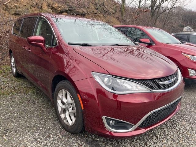 used 2019 Chrysler Pacifica car, priced at $23,256