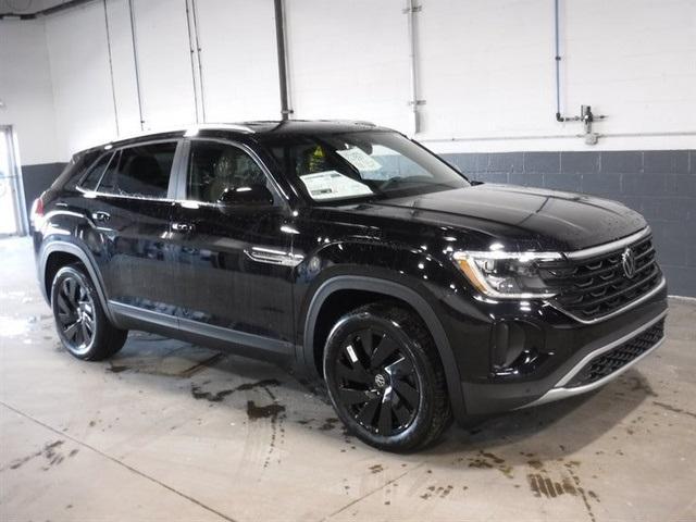 new 2025 Volkswagen Atlas Cross Sport car, priced at $44,475