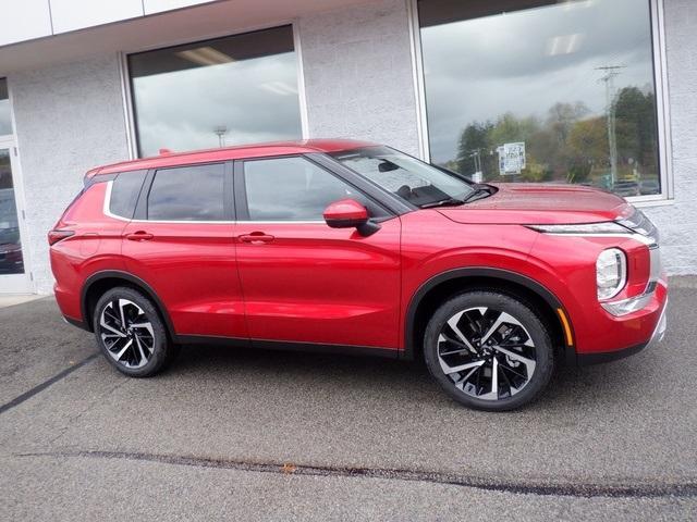 new 2024 Mitsubishi Outlander car, priced at $36,015