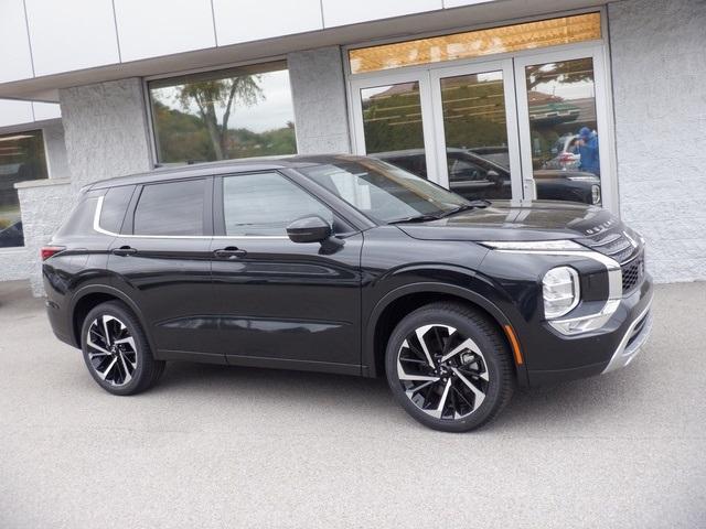 new 2024 Mitsubishi Outlander car, priced at $38,395