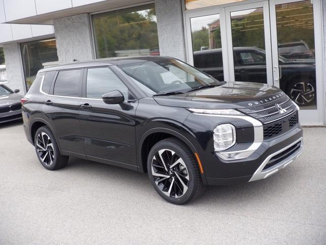 new 2024 Mitsubishi Outlander car, priced at $38,395