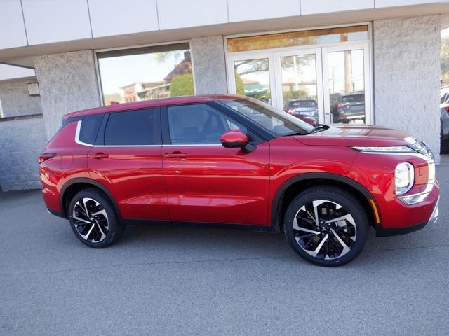 new 2024 Mitsubishi Outlander car, priced at $36,460