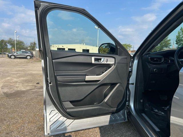 used 2024 Ford Explorer car, priced at $28,951