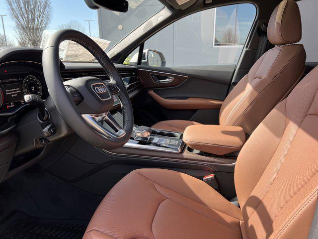 new 2025 Audi Q7 car, priced at $77,245