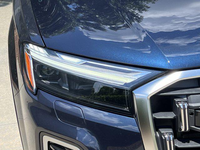 new 2025 Audi Q7 car, priced at $76,350