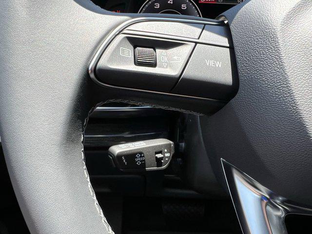 new 2025 Audi Q7 car, priced at $76,350