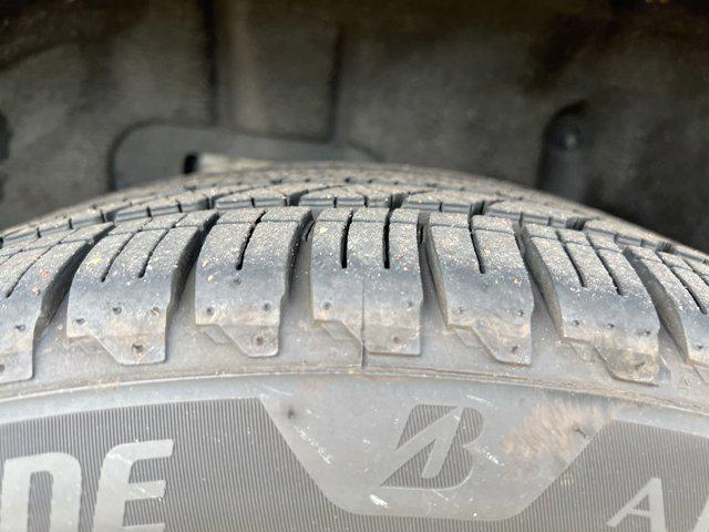 used 2023 Jeep Grand Cherokee L car, priced at $39,999