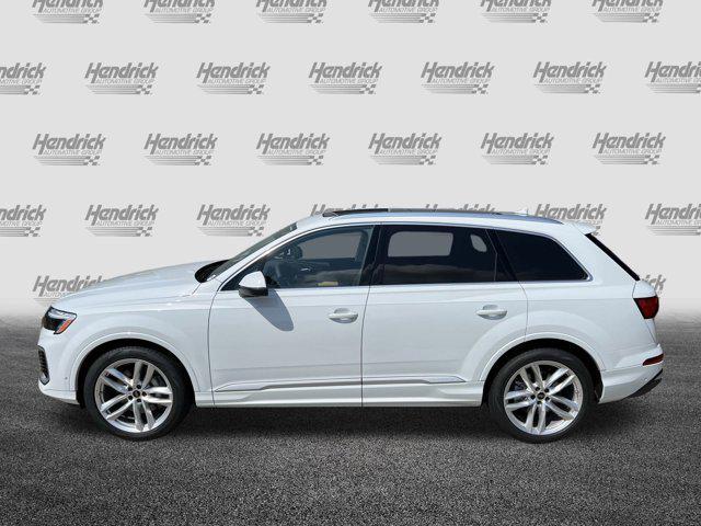 new 2025 Audi Q7 car, priced at $77,080