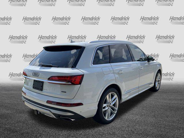 new 2025 Audi Q7 car, priced at $77,080