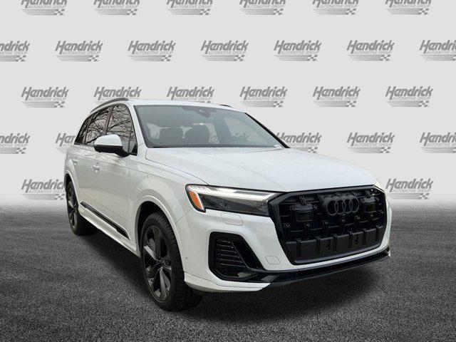 new 2025 Audi Q7 car, priced at $77,605