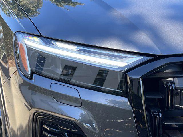 new 2026 Audi Q7 car, priced at $81,995