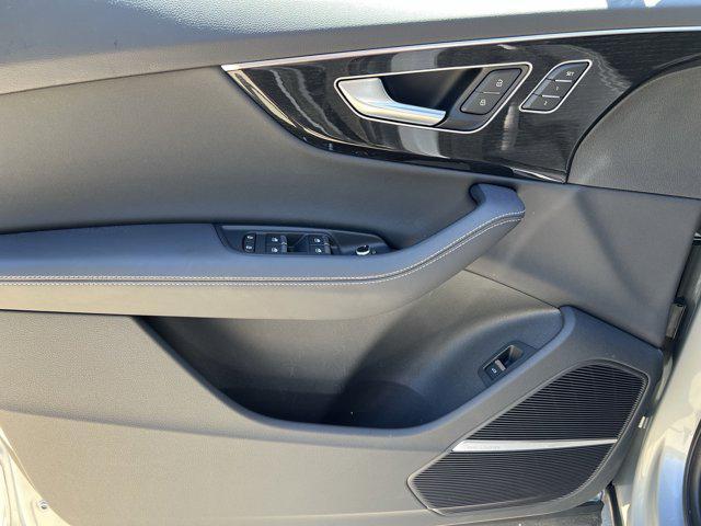 used 2025 Audi Q7 car, priced at $66,997