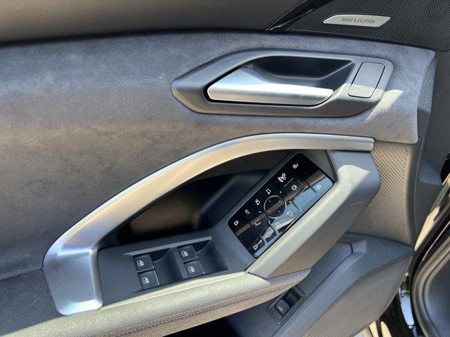 new 2025 Audi SQ5 car, priced at $75,715