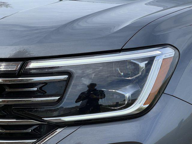 used 2025 Volkswagen Atlas car, priced at $41,999