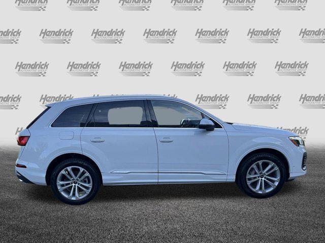 new 2025 Audi Q7 car, priced at $75,800