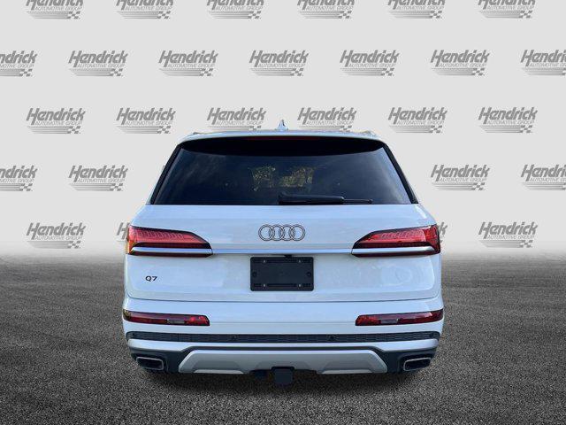 new 2025 Audi Q7 car, priced at $75,800