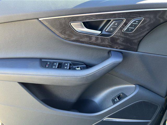 used 2023 Audi Q7 car, priced at $47,266