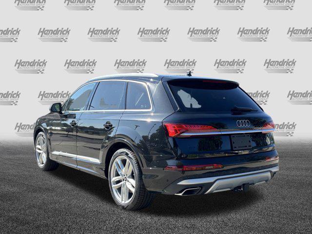 new 2025 Audi Q7 car, priced at $77,080