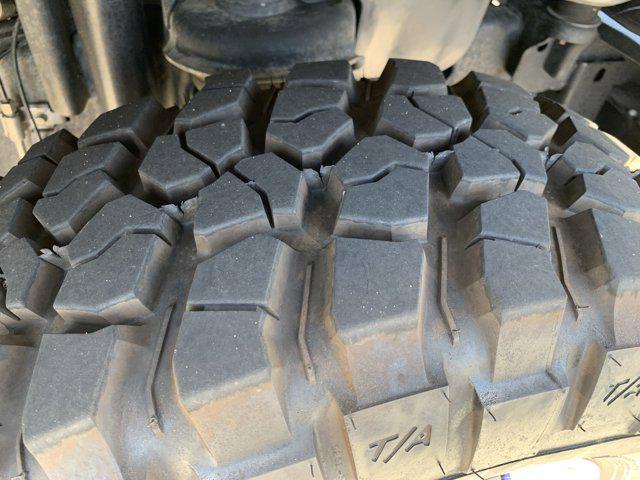 used 2015 Jeep Wrangler Unlimited car, priced at $22,210