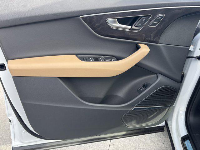 new 2026 Audi Q7 car, priced at $66,990