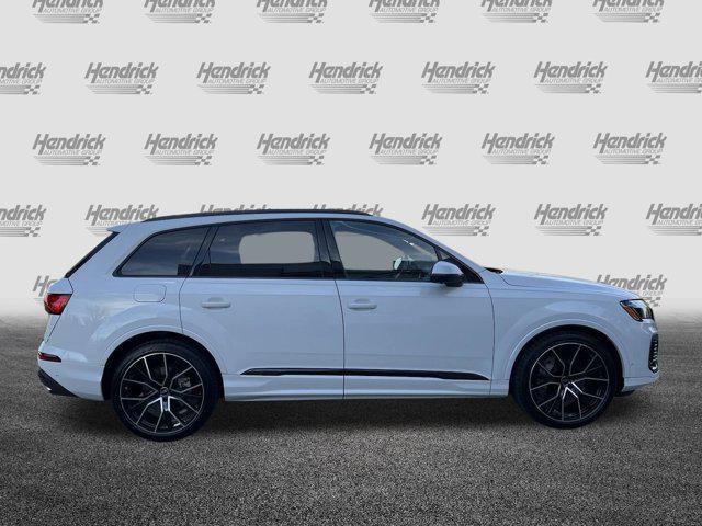 new 2025 Audi Q7 car, priced at $85,400