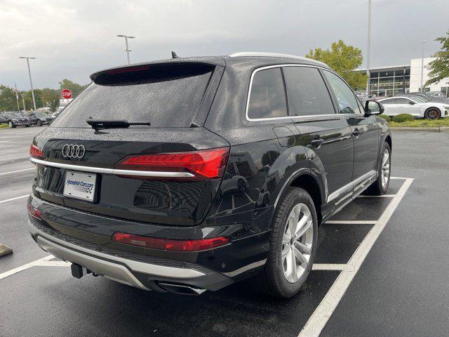 new 2025 Audi Q7 car, priced at $75,800