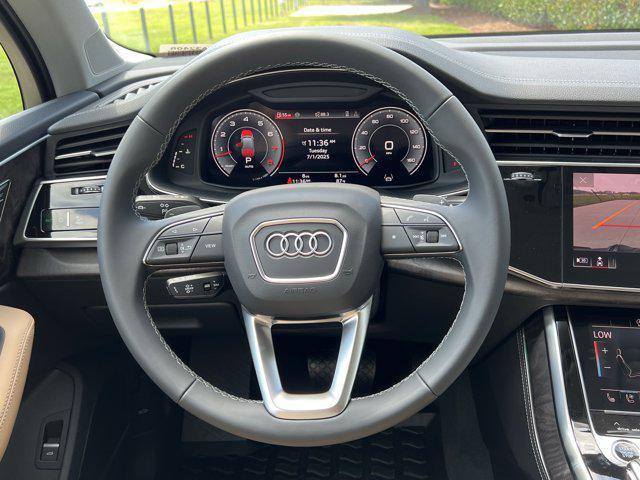 new 2025 Audi Q7 car, priced at $78,950