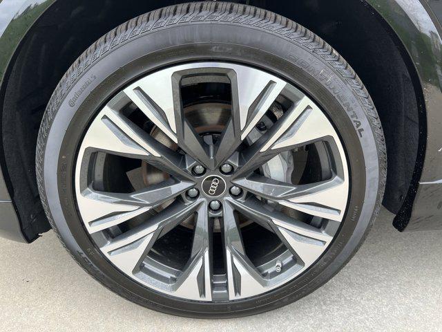 new 2025 Audi Q8 car, priced at $86,715