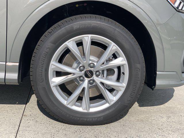 new 2025 Audi Q3 car, priced at $43,690