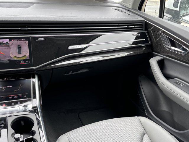 new 2026 Audi Q7 car, priced at $78,295