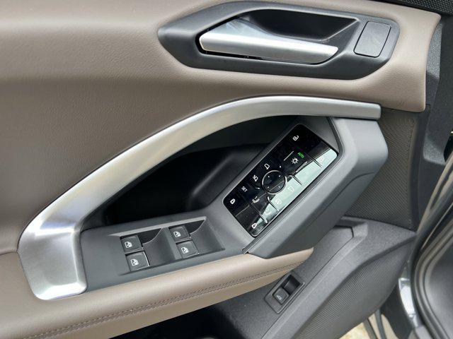 new 2025 Audi Q5 car, priced at $58,190