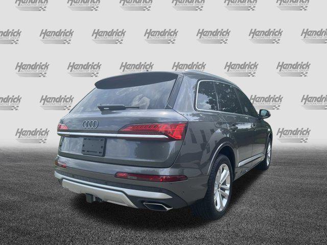 new 2025 Audi Q7 car, priced at $71,800