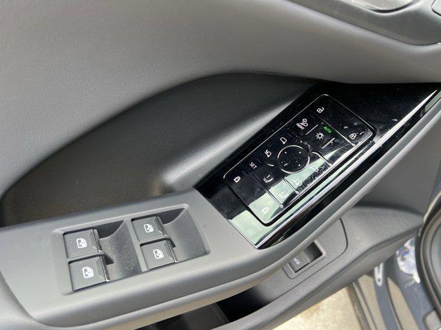 new 2025 Audi Q6 e-tron car, priced at $75,245